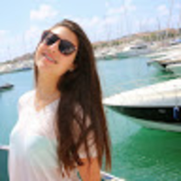 Meet your Posher, Paulina - Picture 1 of 1